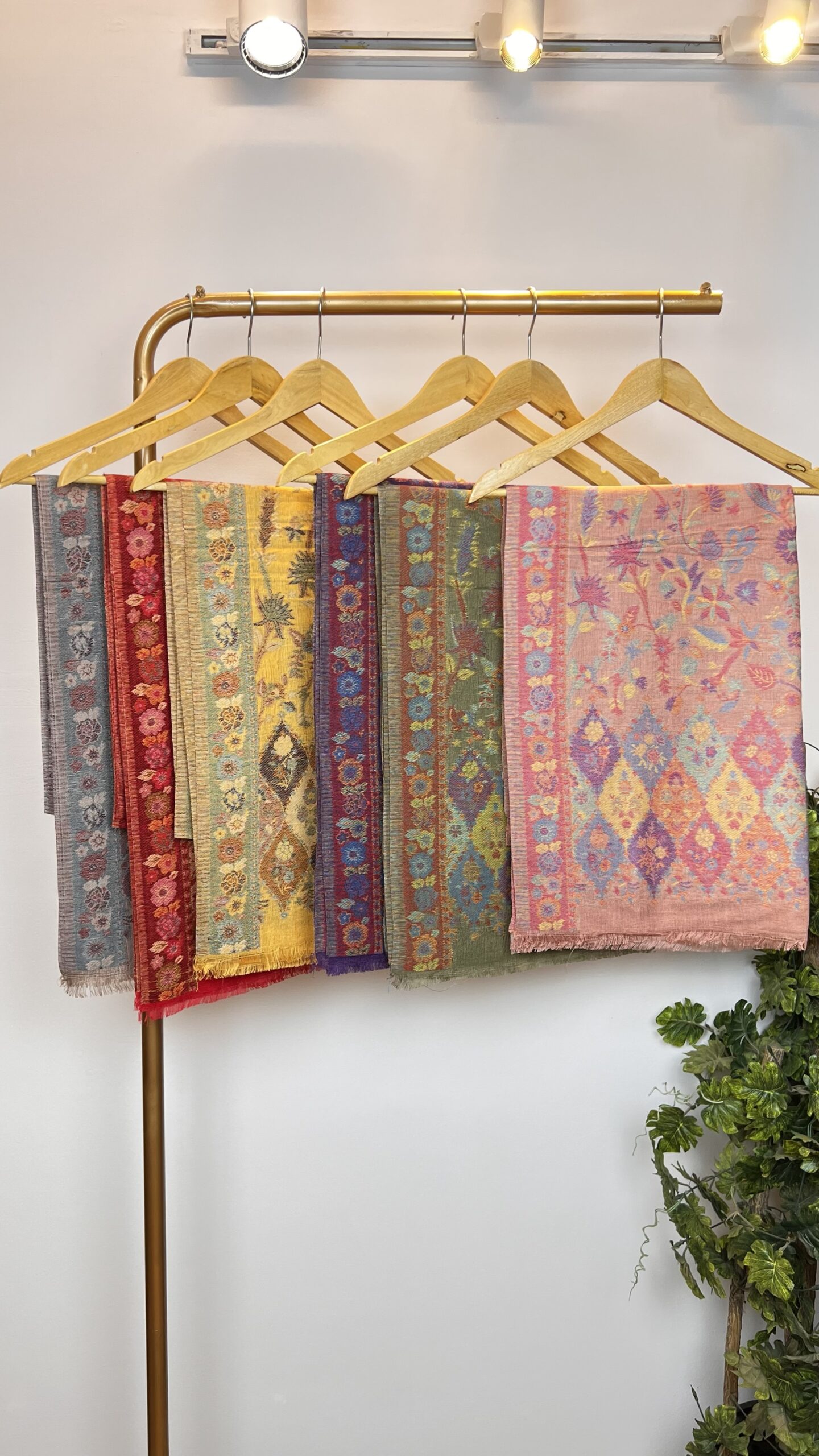 ✨ Qanitas Studio – Premium Pashmina Hijabs - Image 2