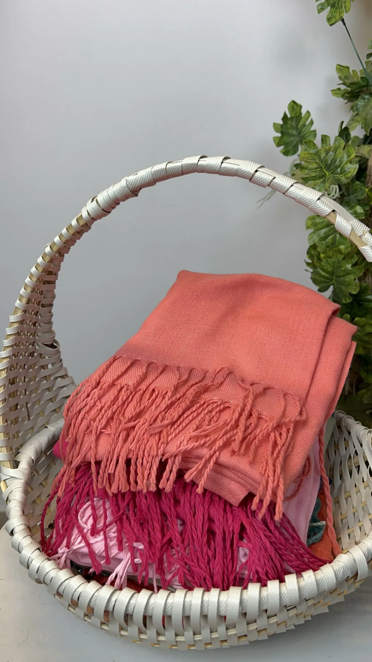 Qanitas woolen Scarf - Image 5
