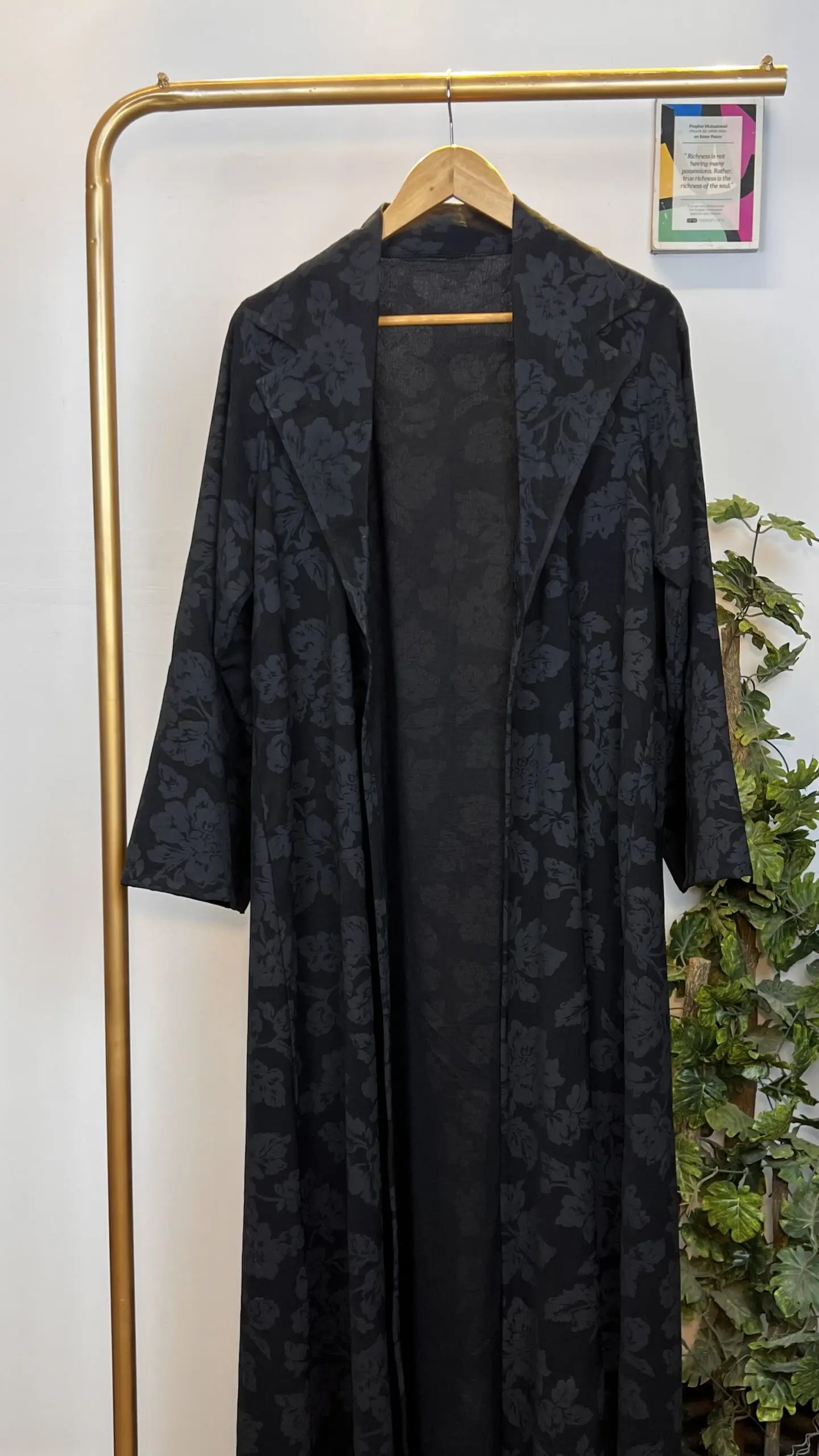 Qanitas Coat-Style Outerwear - Image 4